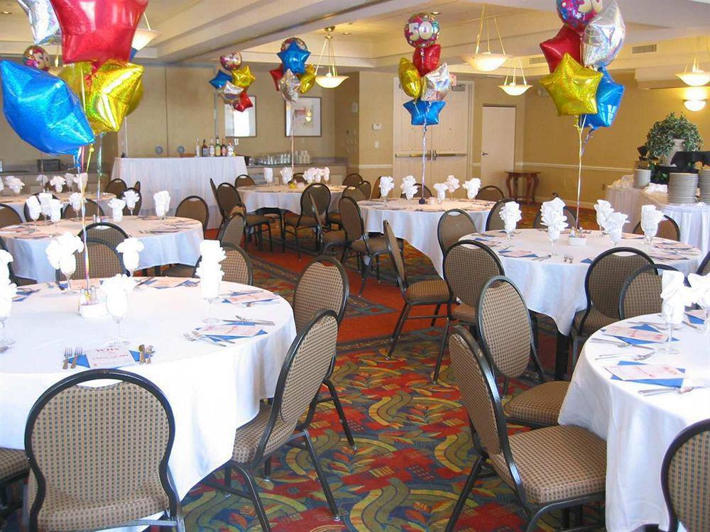 Hilton Garden Inn Wooster Restoran gambar